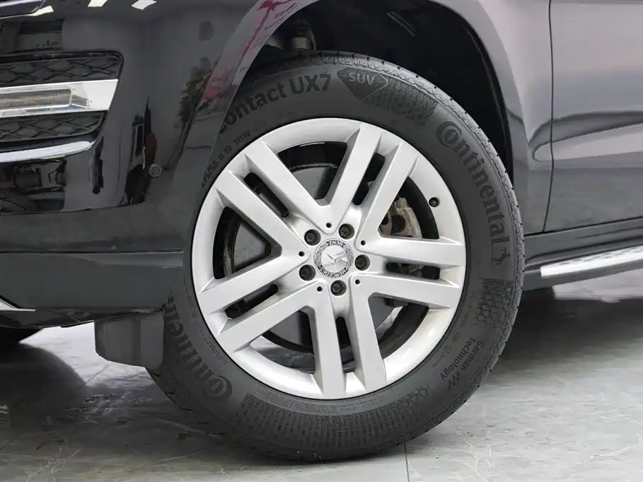 Mercedes-Benz GL-Class 2014 GL 400 4MATIC Dynamic фото 3