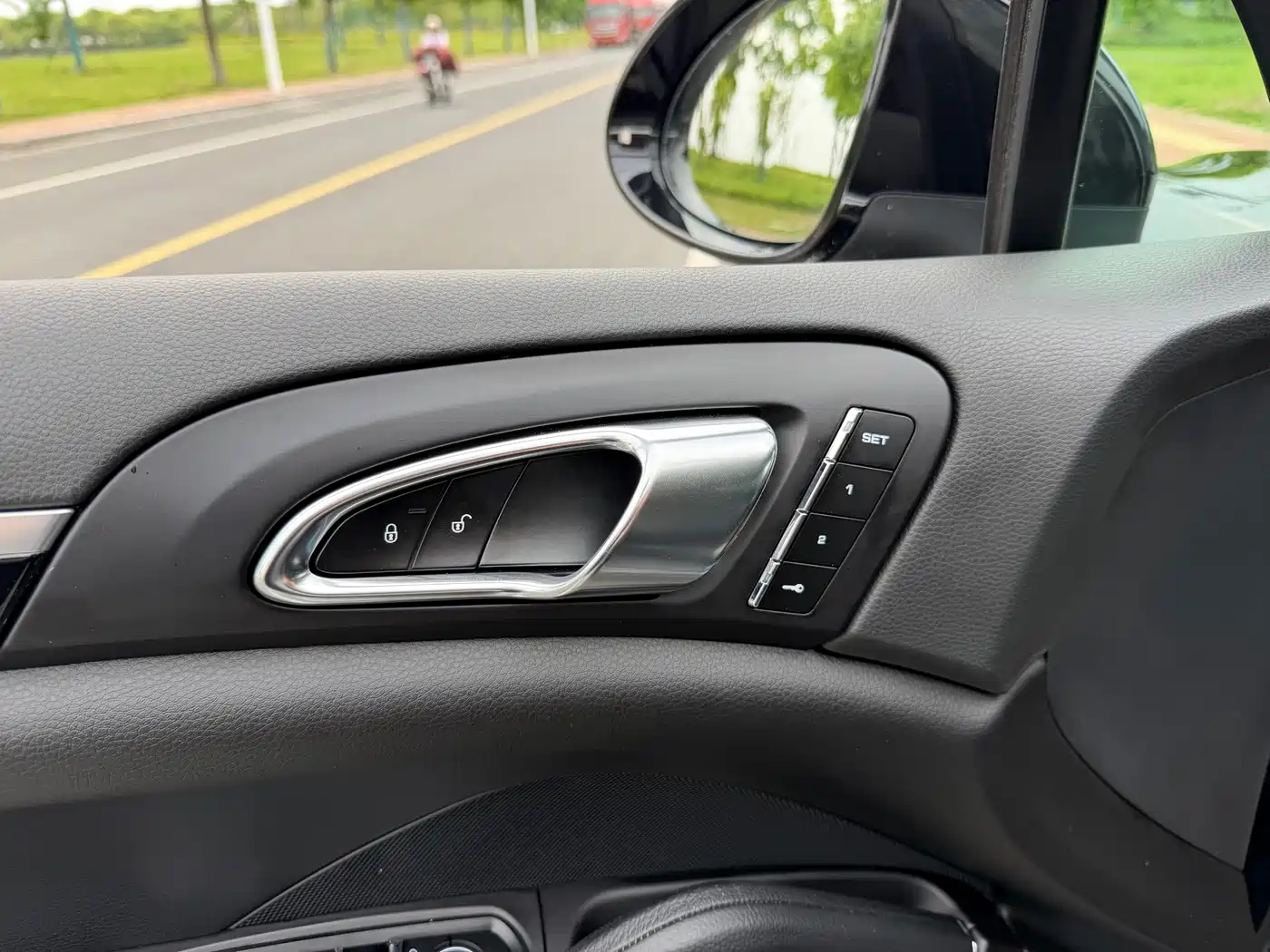 Porsche Cayenne 2016 Cayenne 3.0T фото 8