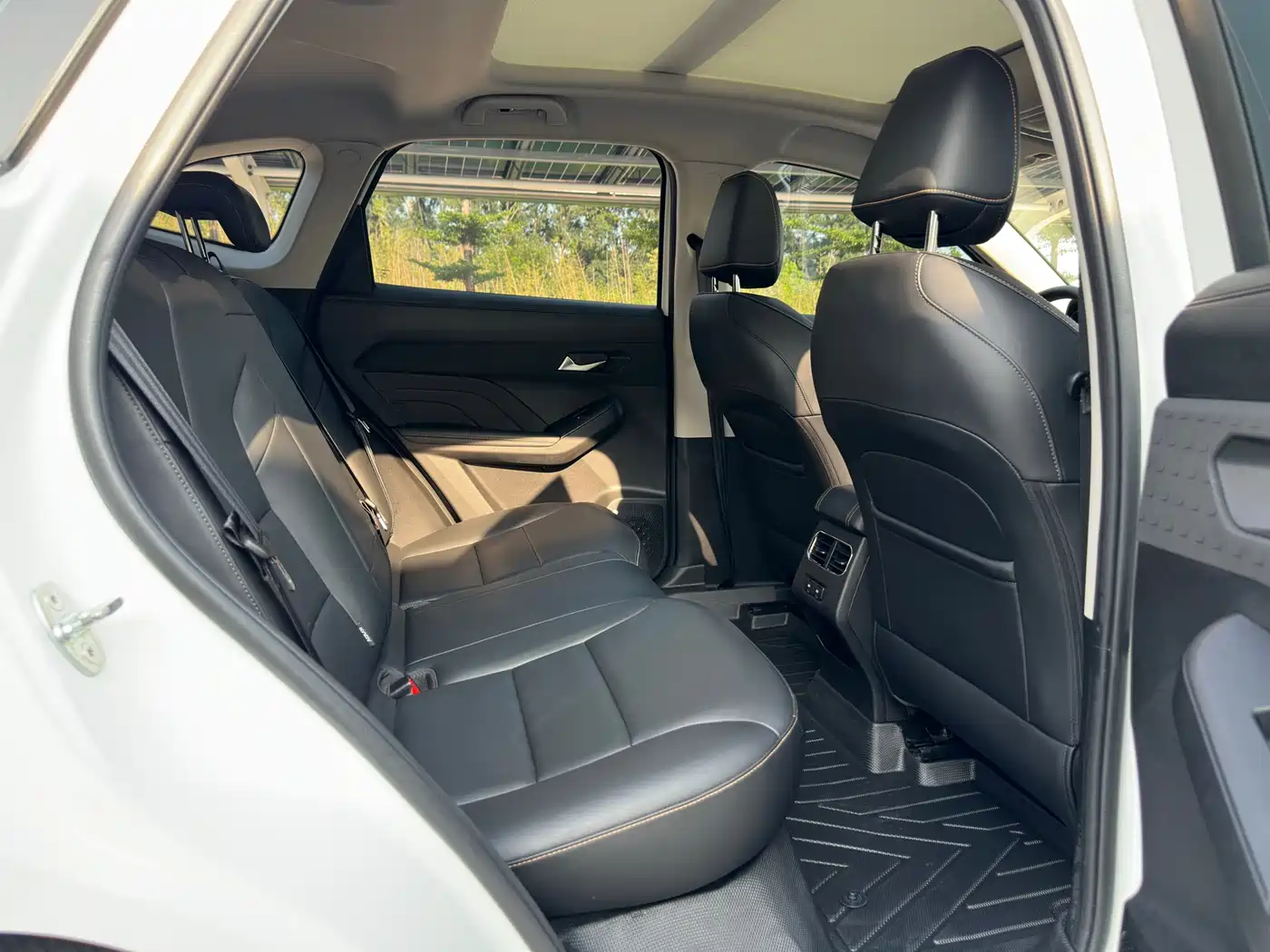Haval Chitu 2022 Power Edition 1.5T Purple Copper Rabbit фото 6