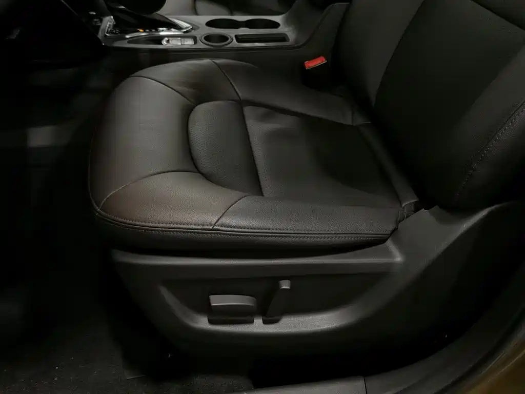 GAC Trumpchi Trumpchi GS4 2017 235T Automatic 2WD Luxury Smart Connected Edition фото 20