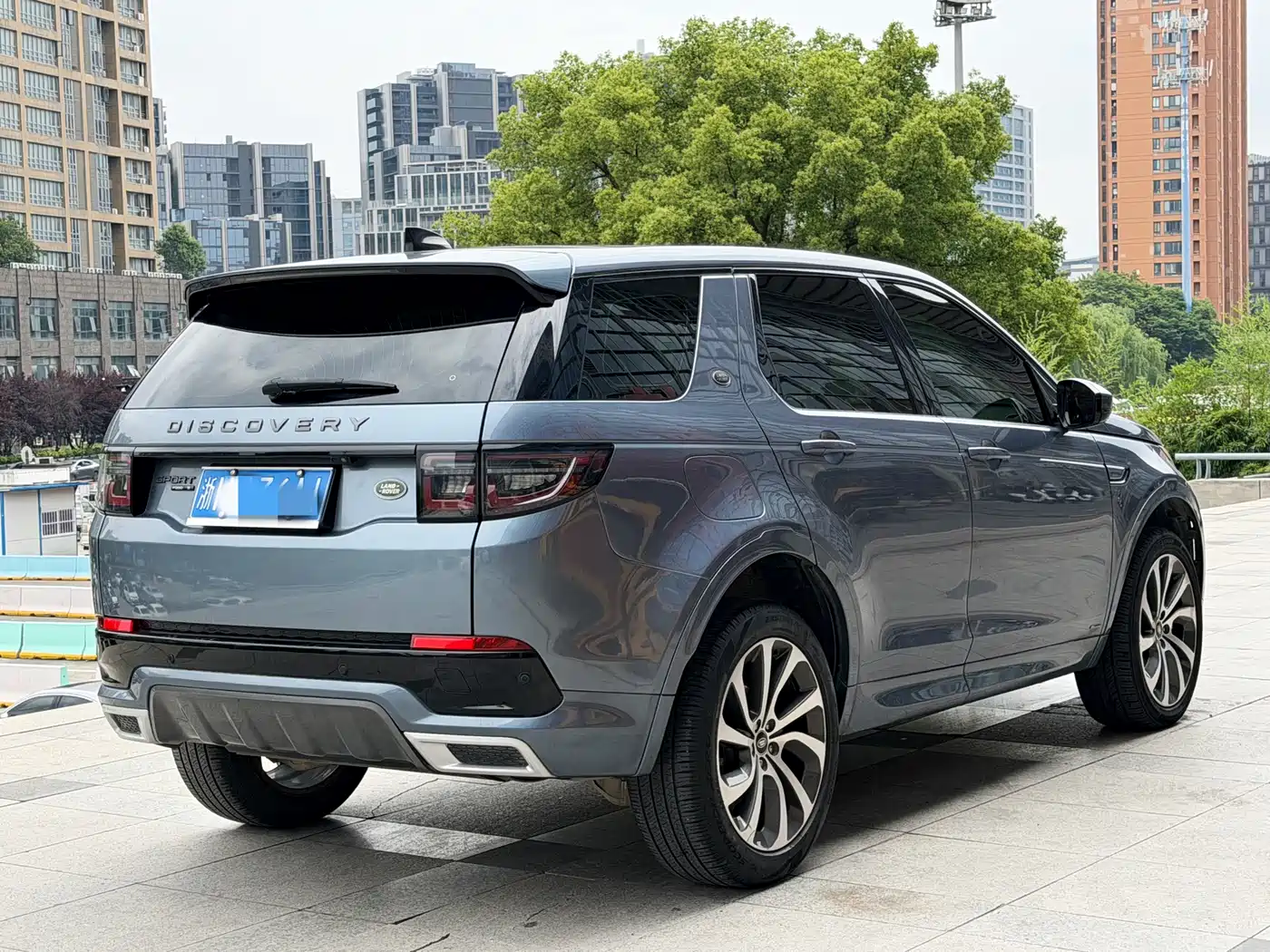 Land Rover Discovery Sport 2021 249PS R-Dynamic S Performance Edition фото 6