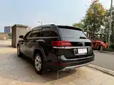 صورة 6 - Volkswagen Teramont