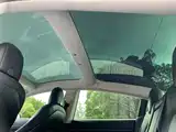 Photo 10 - Tesla Model 3