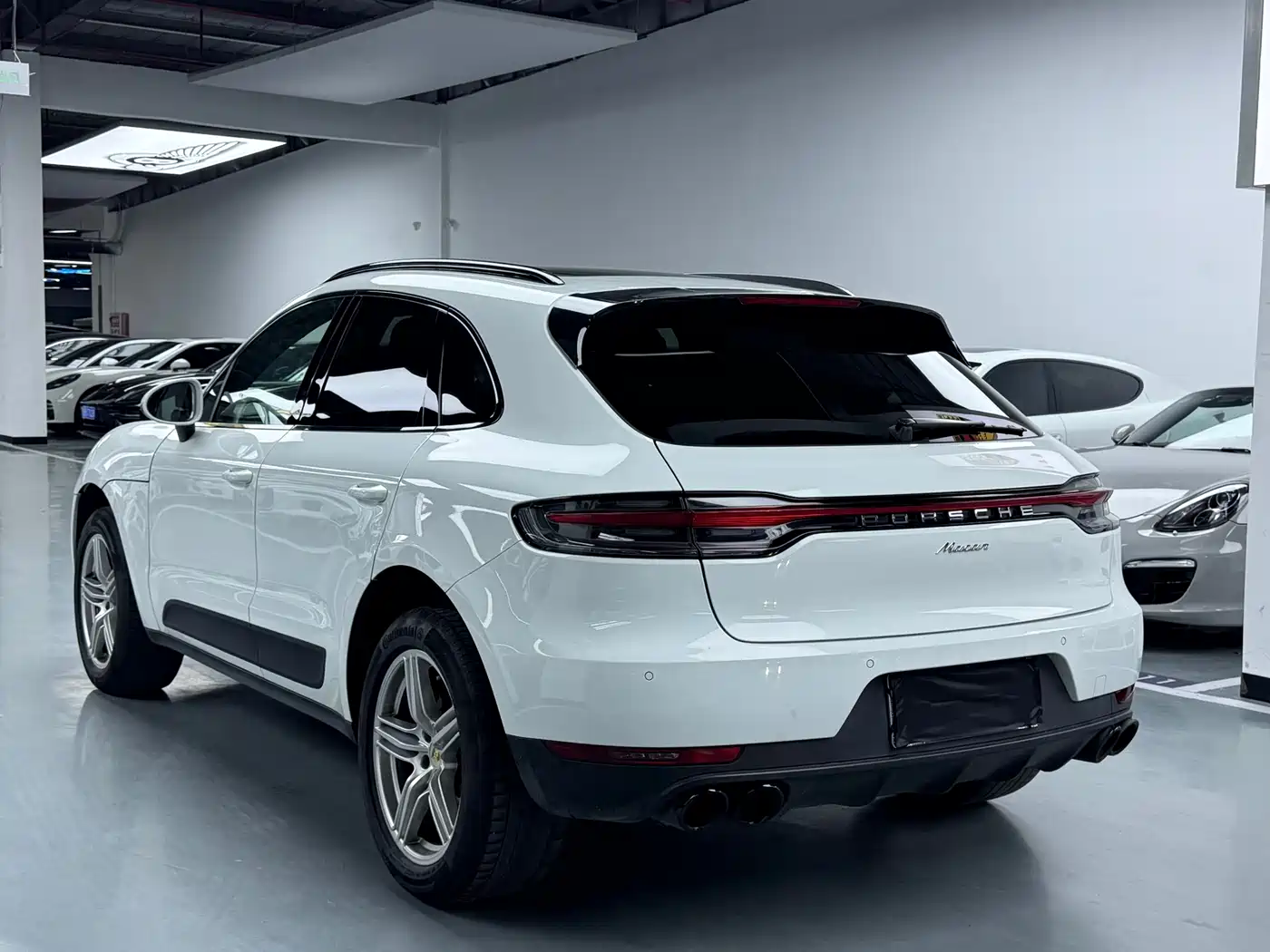 Porsche Macan 2018 Macan 2.0T фото 22