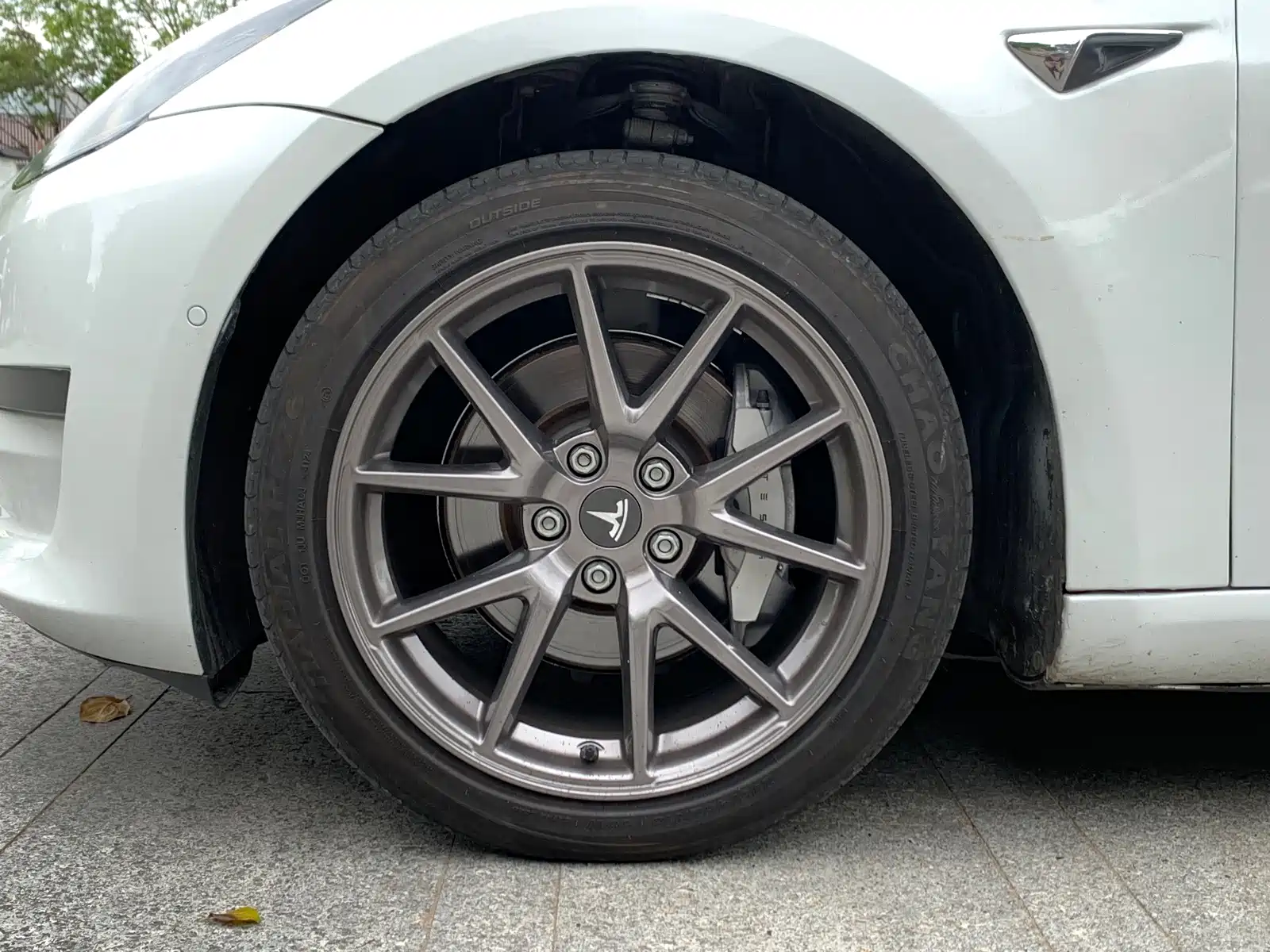 Photo 13 - Tesla Model 3