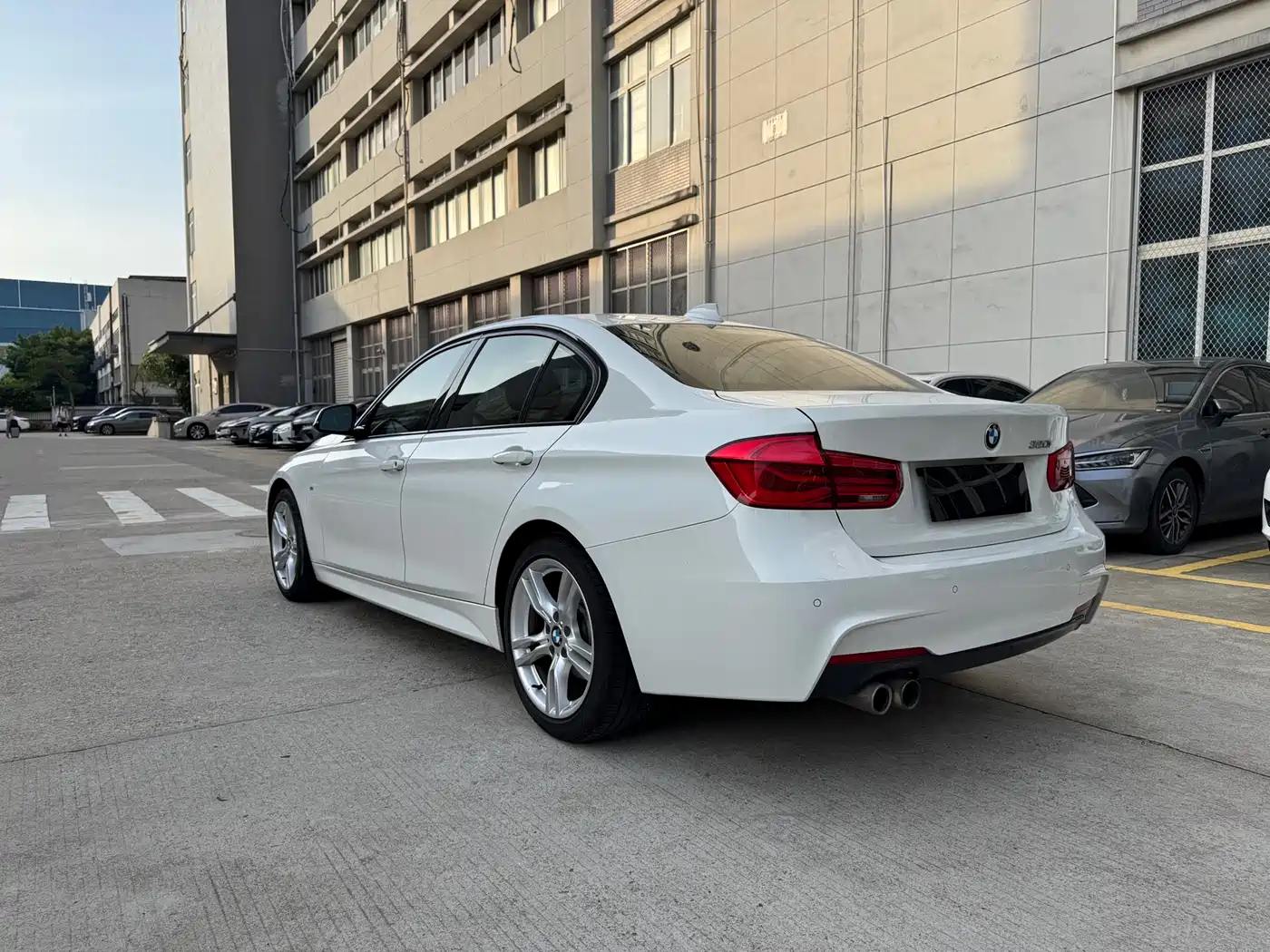 BMW 3 Series 2018 320i M Sport Package фото 6