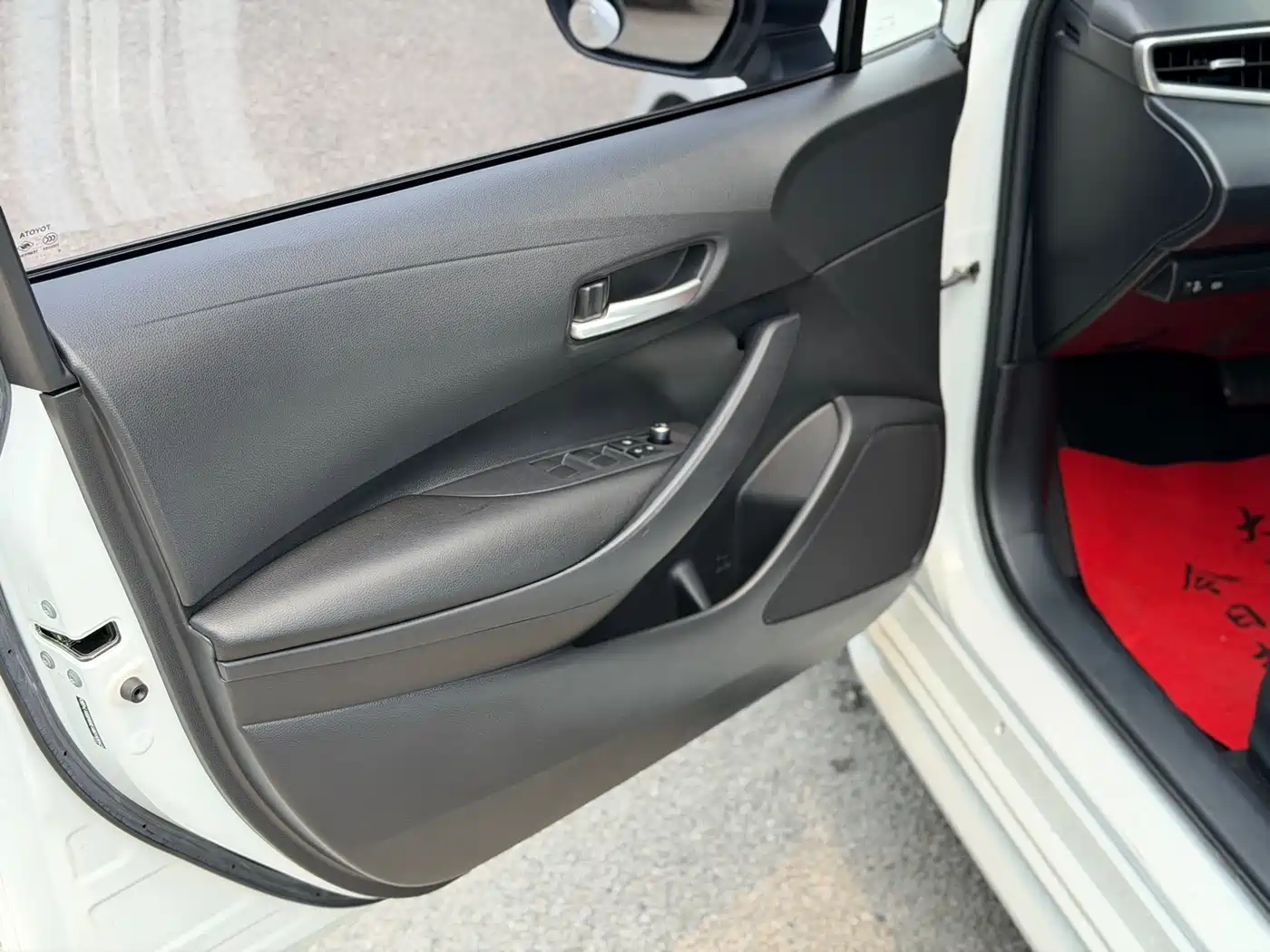 Toyota Levin 2021 185T CVT Luxury Edition фото 7