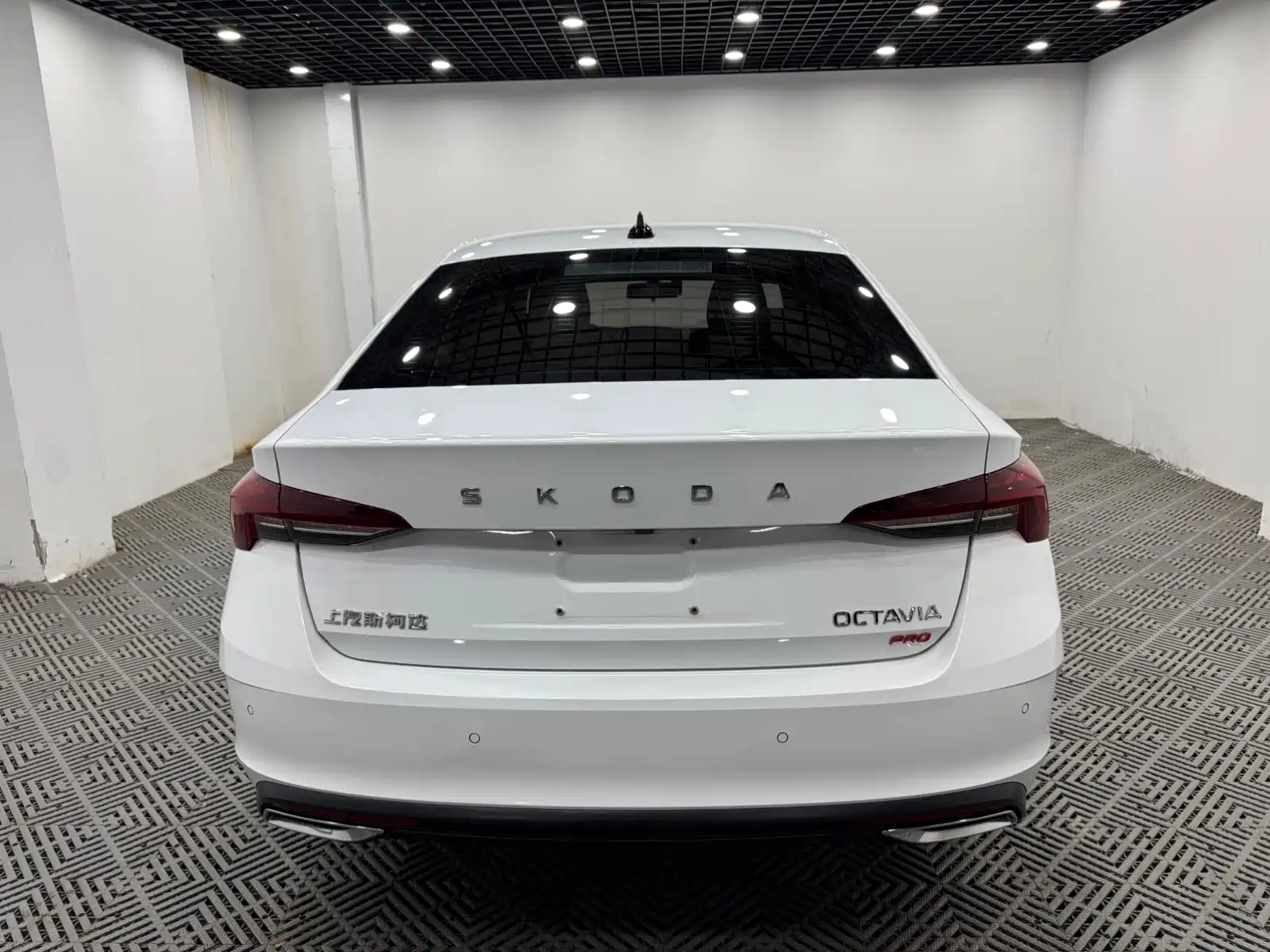 Фото 8 - Škoda Octavia