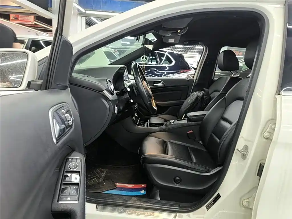 Mercedes-Benz B-Class 2015 B 200 Style фото 16