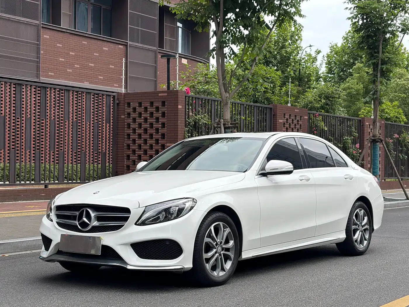 Mercedes-Benz C-Class 2017 Facelift C 180 L Dynamic Sport Edition