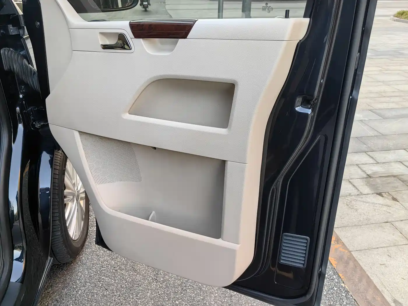 Volkswagen Caravelle 2015 2.0TSI 4WD Comfort фото 14