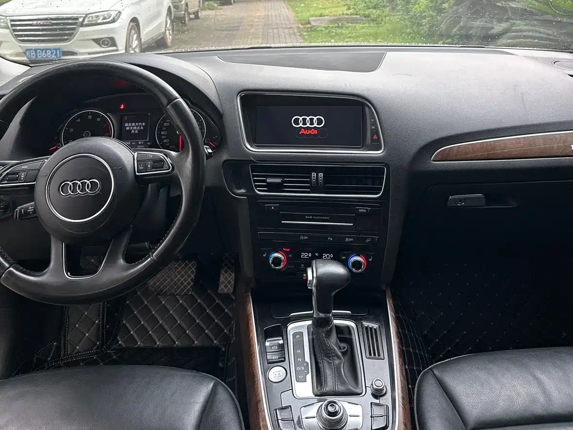Audi Q5 2013 40 TFSI Comfort фото 10
