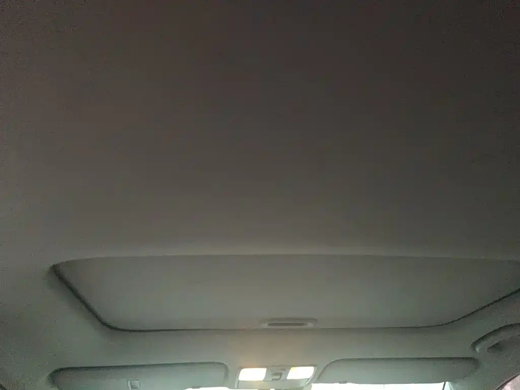 Hyundai Reina 2015 2014 Model 1.4L Automatic GLX