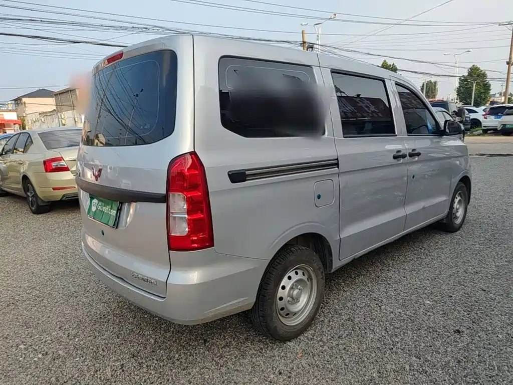 Wuling Motors Wuling Hongguang V 2024 2022 1.5L Power Take Edition Electric Power Steering LAR