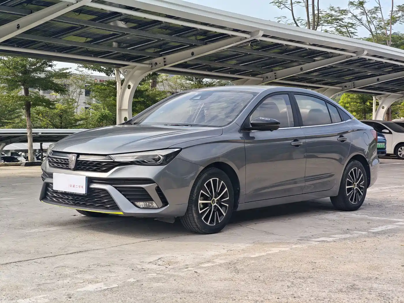 Roewe i5 2021 — пригон из Китая