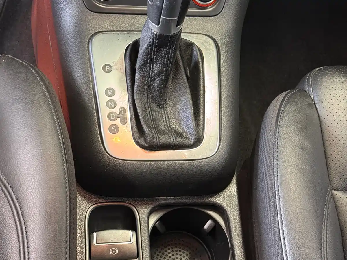 Volkswagen Tiguan 2015 1.8TSI Automatic 2WD Highline фото 16