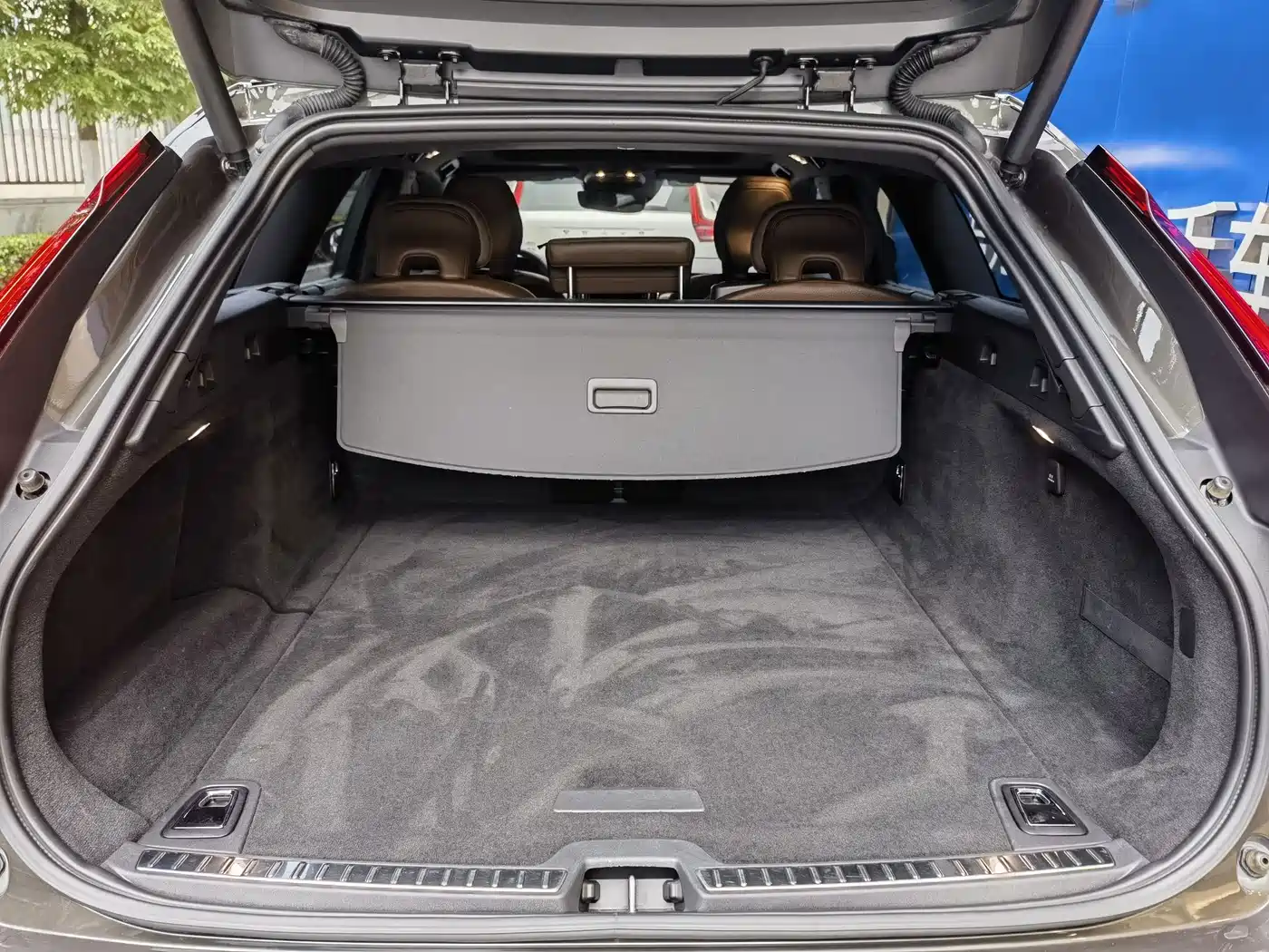 Volvo V90 2021 2021 Model Cross Country B5 AWD Smart Edition