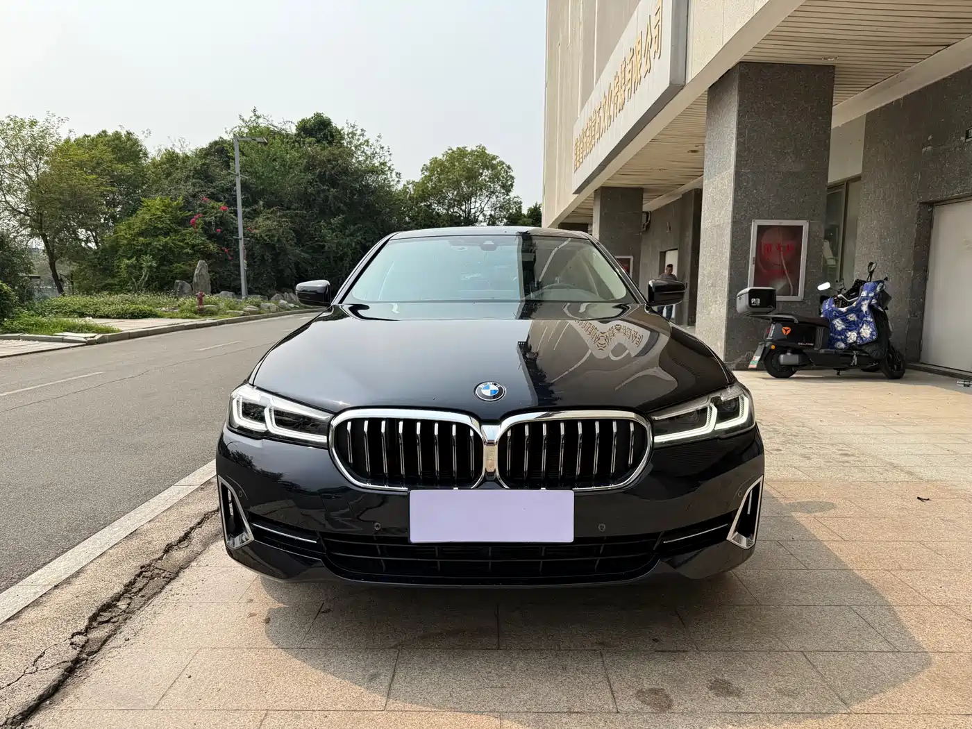 BMW 5 Series 2022 Facelift 525Li Luxury Package фото 2