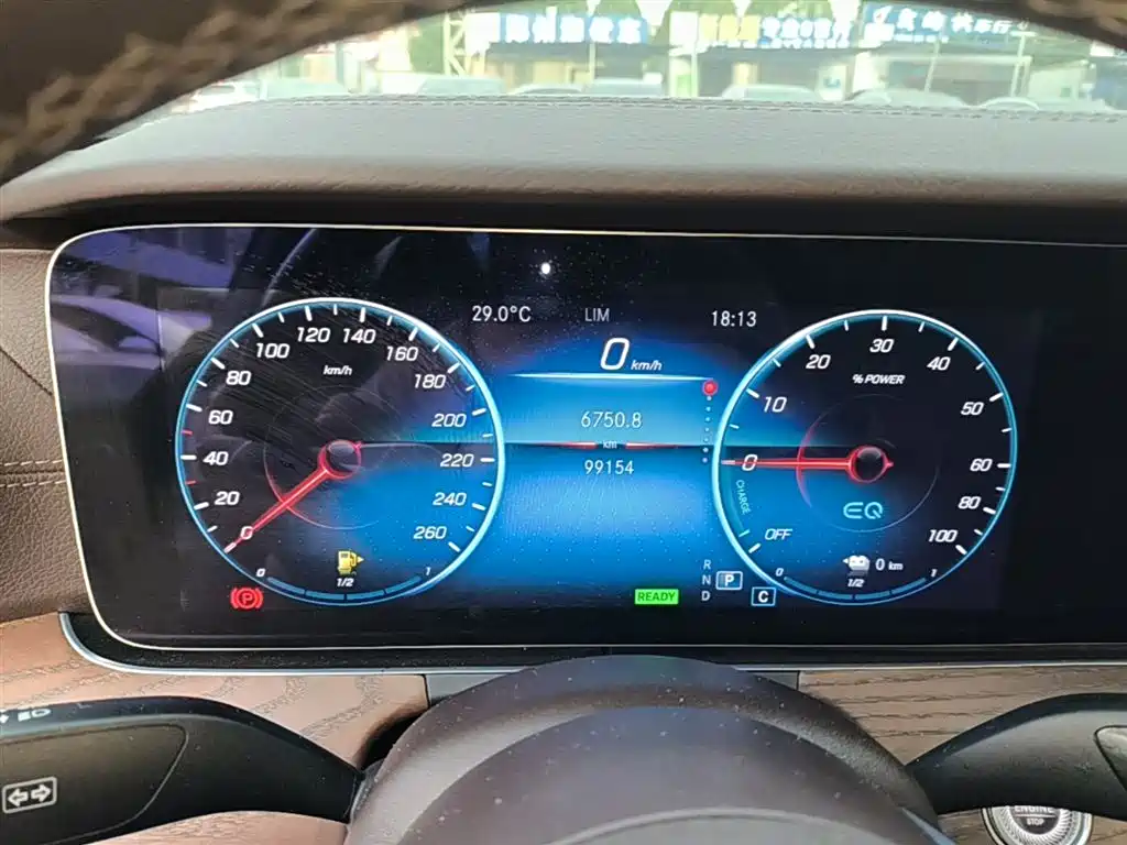 Mercedes-Benz E-Class New Energy 2022 Facelift E 350 e L Plug-in Hybrid Sedan фото 12