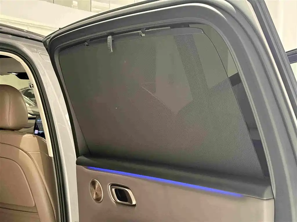 Li Auto Li i8 2025 2025 Standard Edition