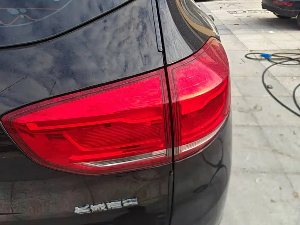 Haval H4 2018 2019 Red Label 1.5GDIT DCT Elite Smart Connect Edition