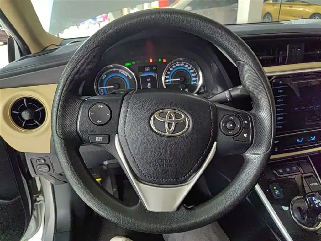 Toyota Levin 2017 Facelift Hybrid 1.8H GS E-CVT Elite Sunroof Edition China V фото 11