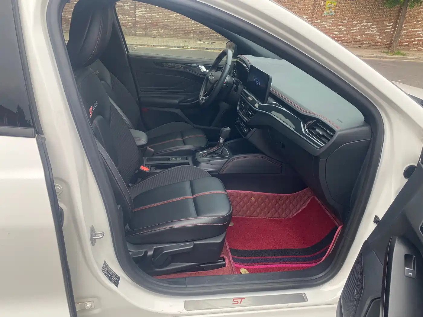 Ford Focus 2022 2022 Hatchback EcoBoost 180 Automatic ST Line