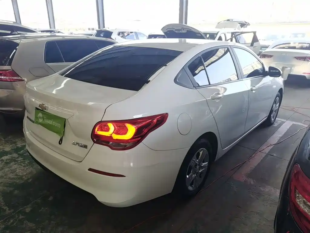 Chevrolet Cavalier 2016 1.5L Automatic Enjoyment Edition фото 7