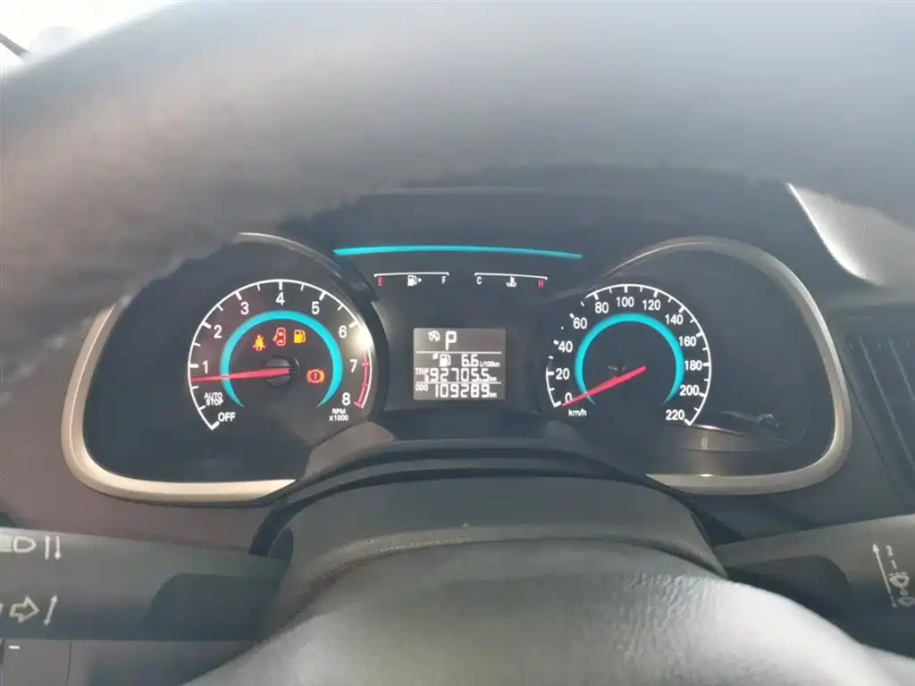 Chevrolet Cavalier 2016 1.5L Automatic Enjoyment Edition фото 12
