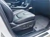 Фото 13 - Ford Edge