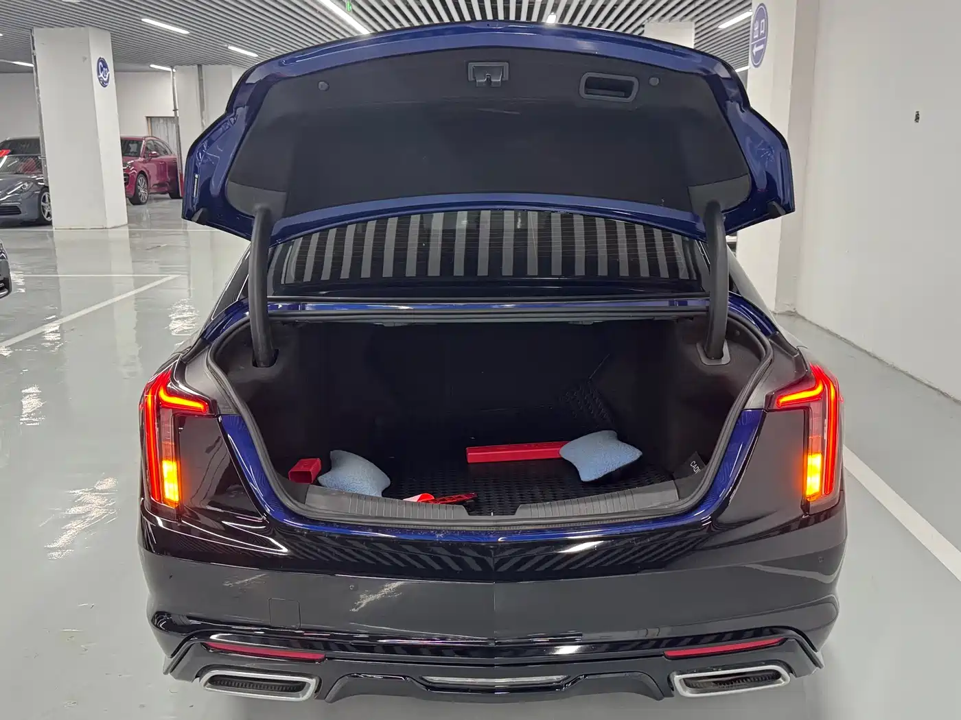 CADILLAC CT5
