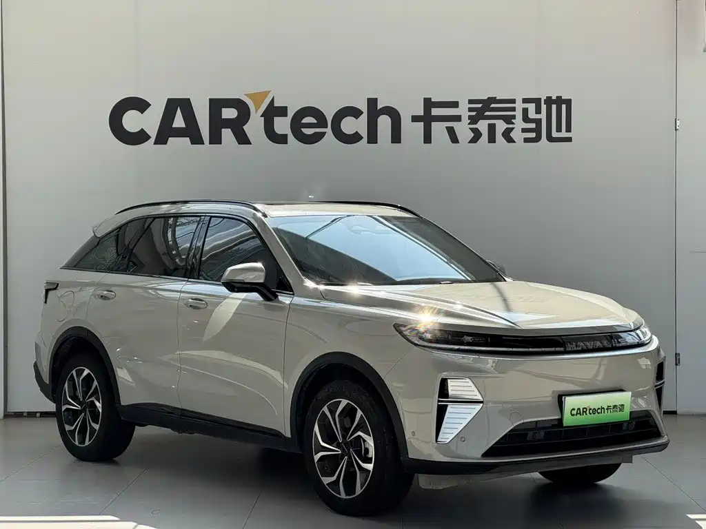 Photo 2 - Haval Xiaolong MAX