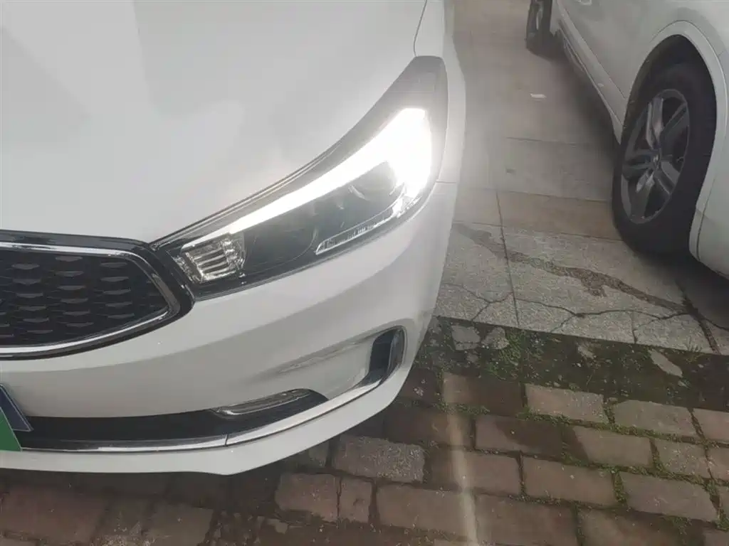 Kia K3 2017 1.6L Automatic 15th Anniversary Special GLS фото 24