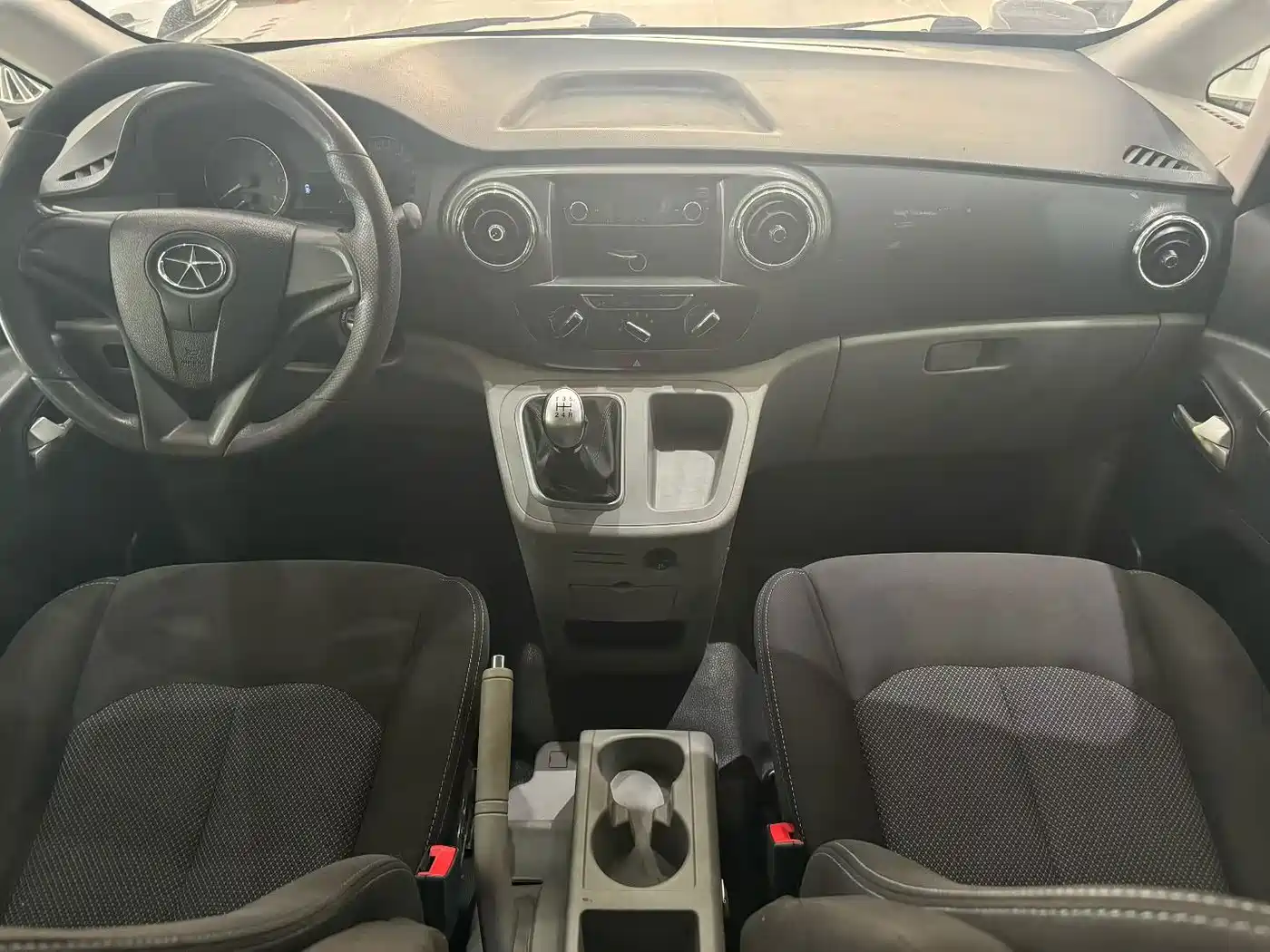 JAC Refine M3 2017 2016 IKEA Edition 1.6L Luxury