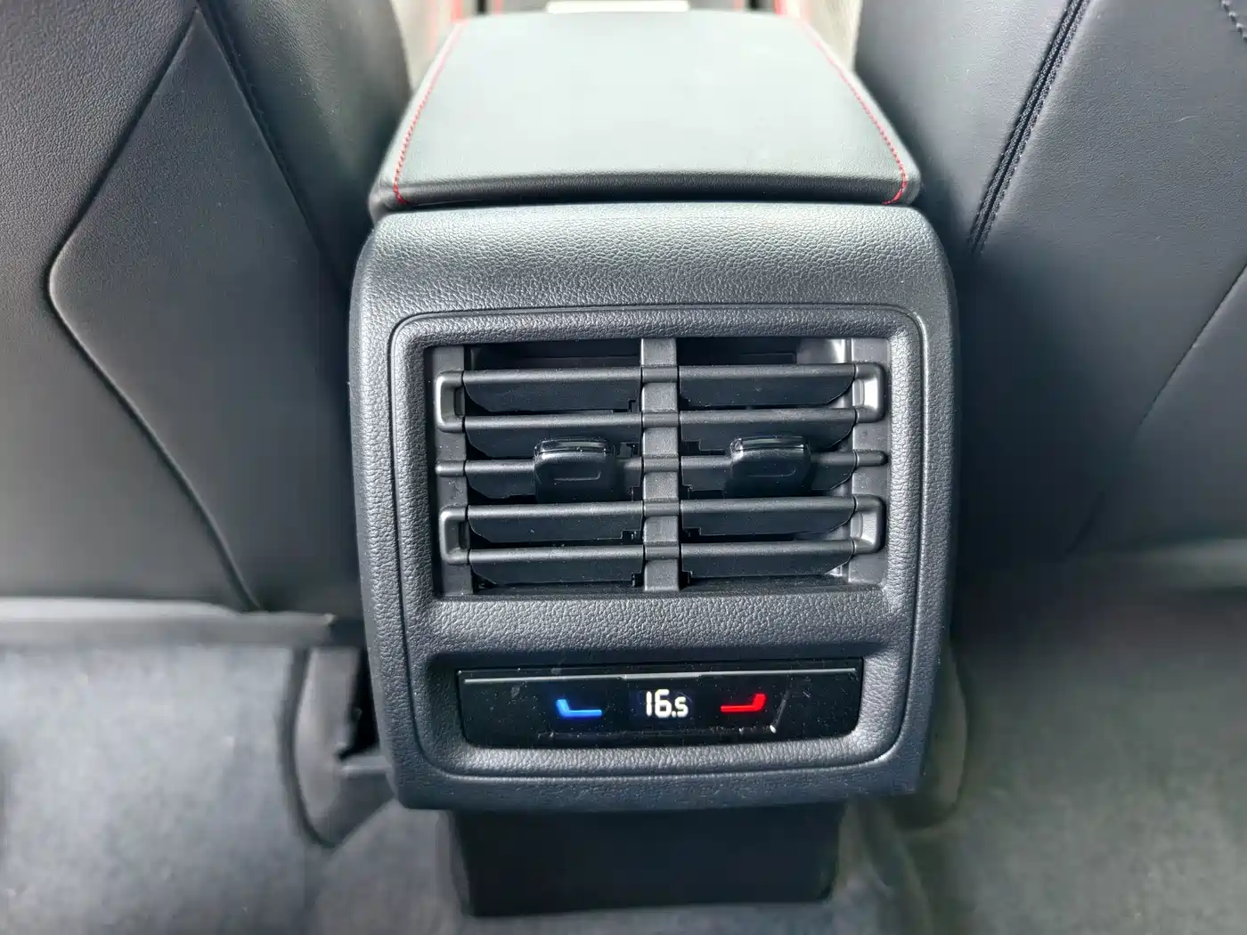 Volkswagen Golf GTI 2025 2025 380TSI DSG GTI