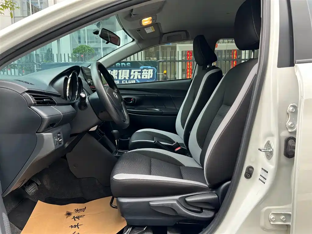 Toyota YARiS L Zhi Xuan 2021 1.5L CVT Leading Edition фото 3