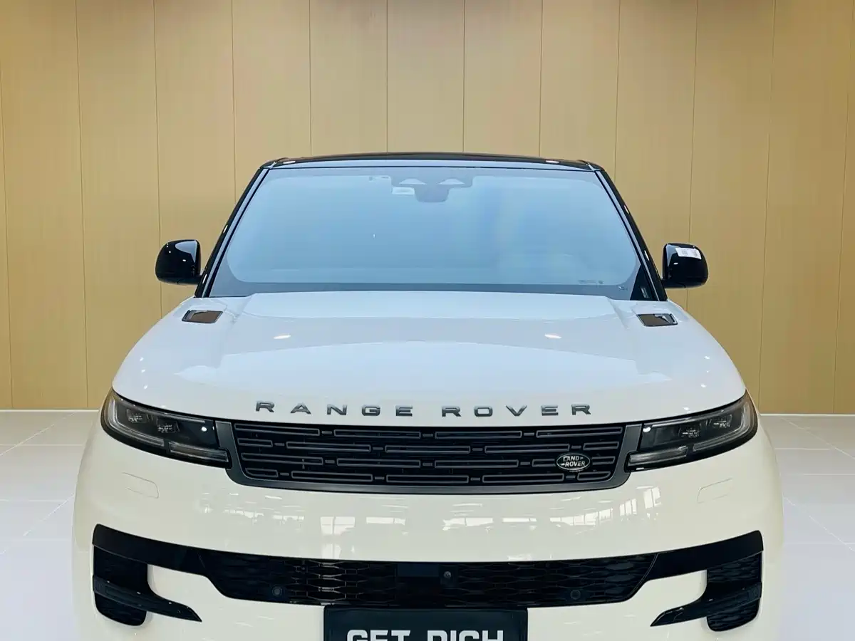 Land Rover Range Rover Sport 2024 360PS S фото 2