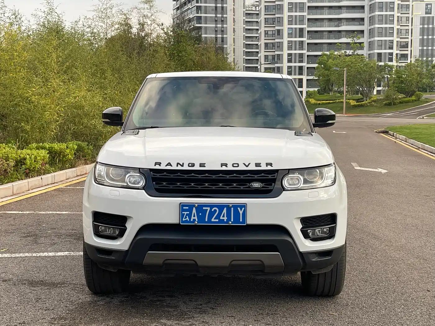 Land Rover Range Rover Sport 2016 Model 3.0 SC V6 HSE фото 2