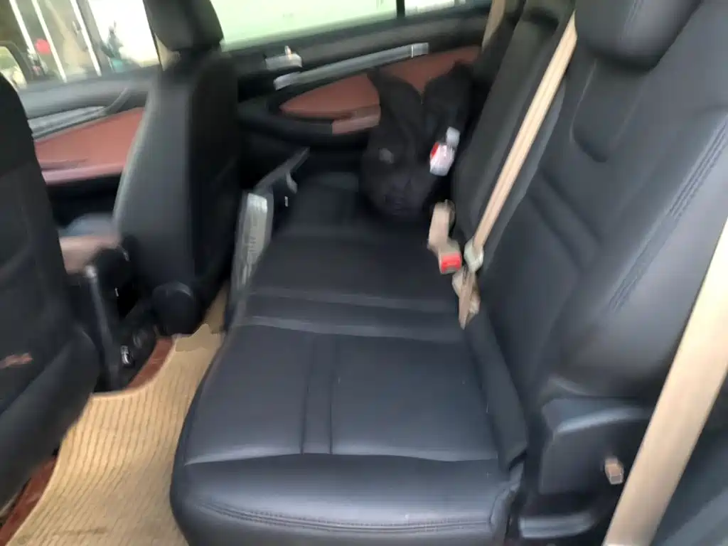 Foday Lanfu 2015 2015 1.9T Diesel 2WD Luxury 7-Seater