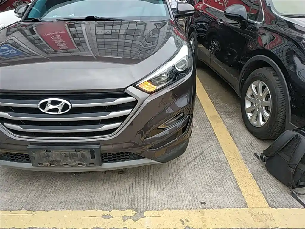 Hyundai Tucson 2018 1.6T DCT 2WD 15th Anniversary Special Edition фото 24
