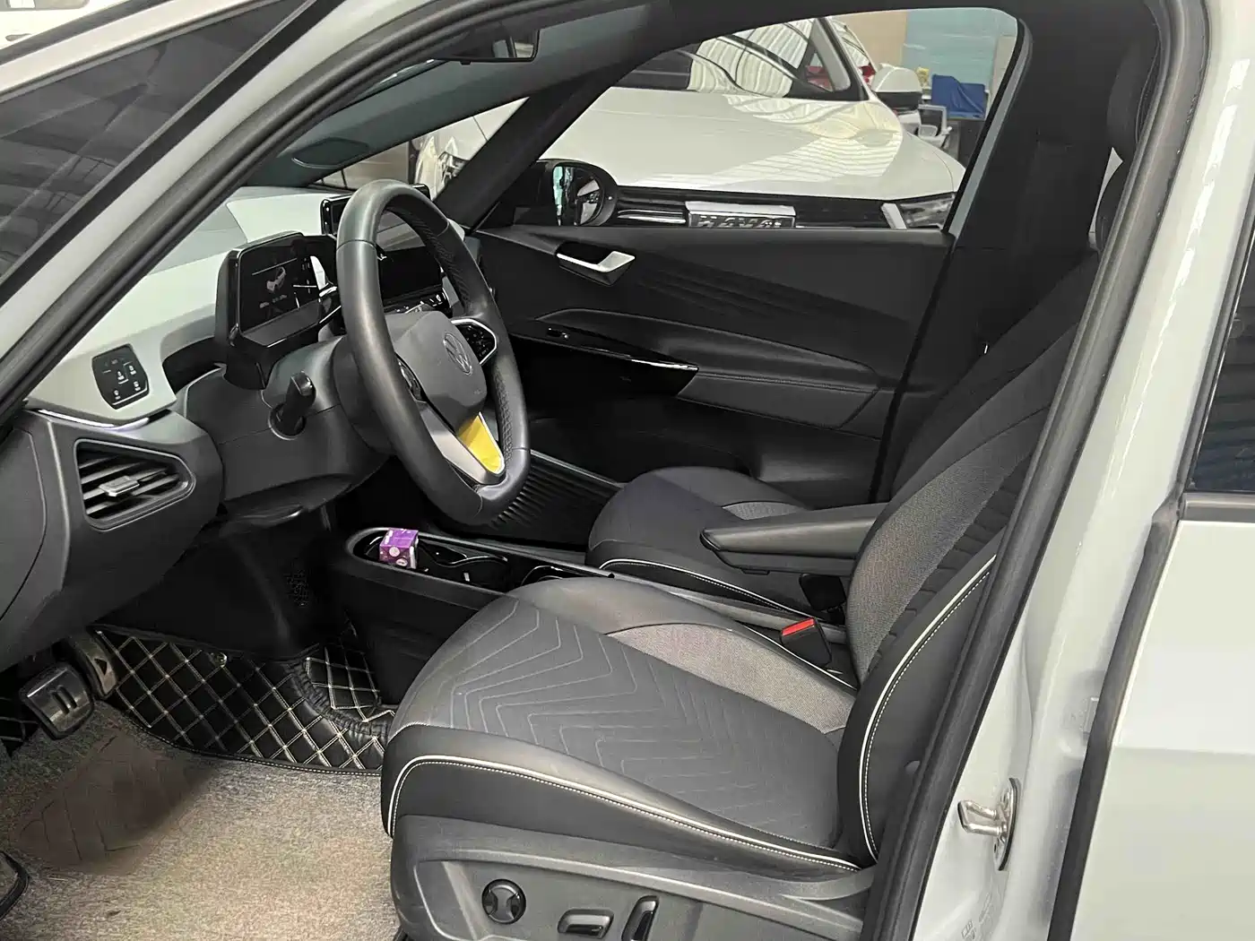 Volkswagen ID.3 2023 Upgraded Pure Intelligence Edition фото 10