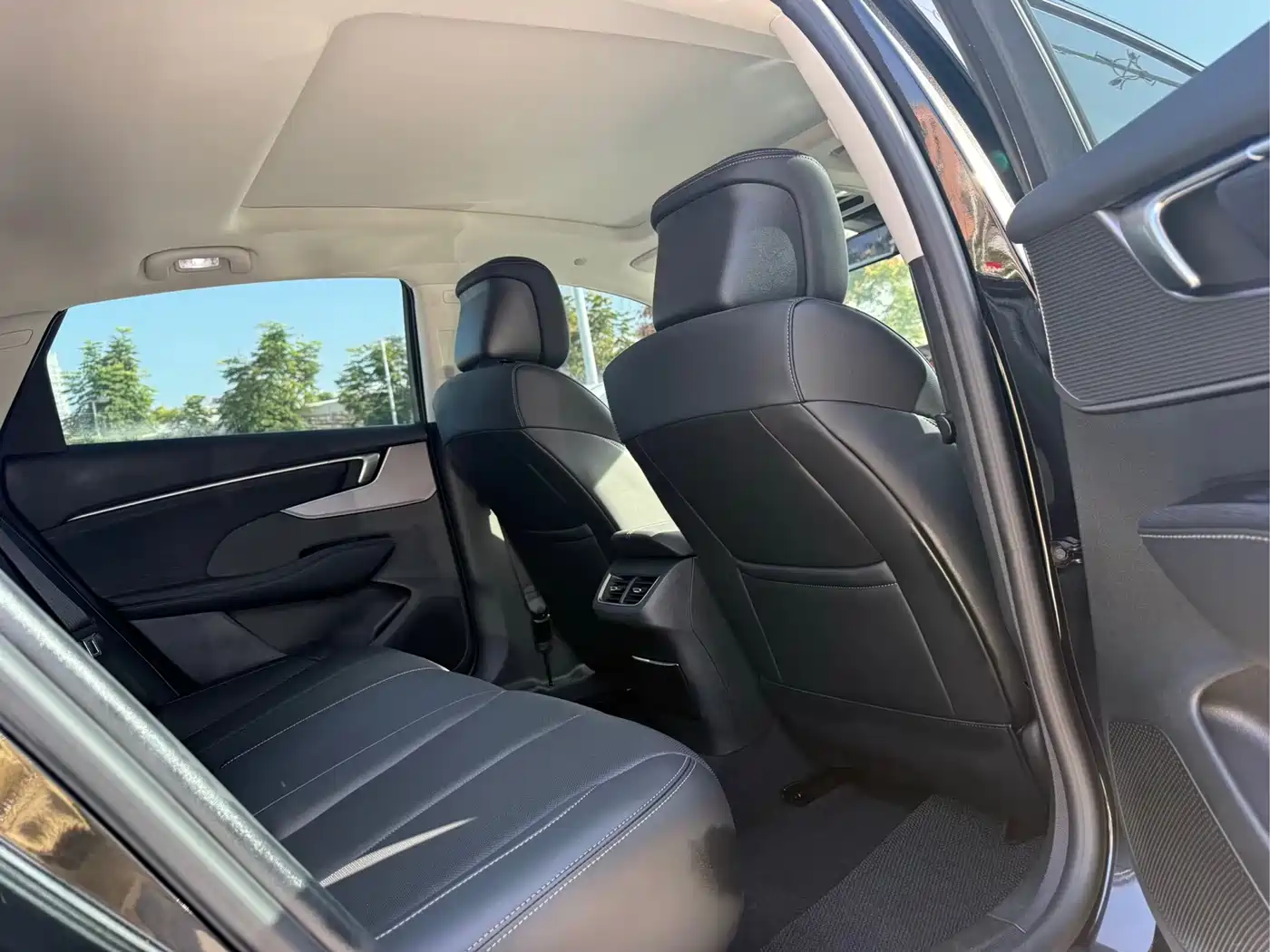 Buick LaCrosse 2025 Model 28T Platinum Edition фото 15