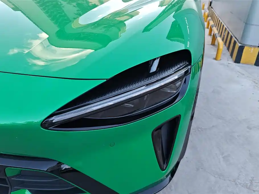 Xiaomi Auto Xiaomi YU7 2025 Extended Range RWD Edition фото 5