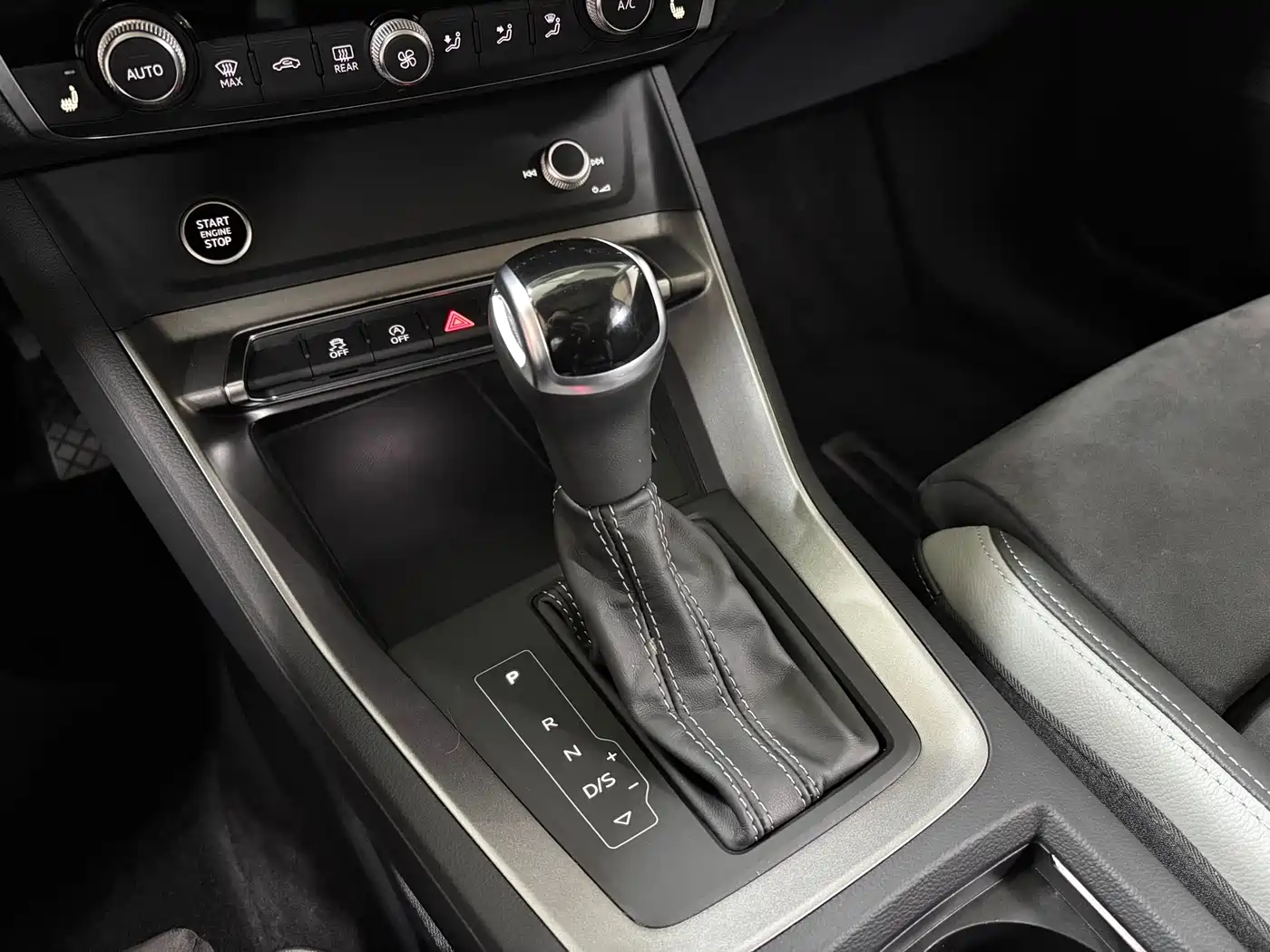 Audi Q3 2022 35 TFSI Fashion Dynamic фото 17