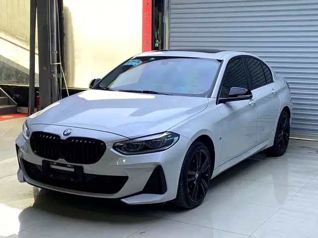 BMW 1 Series 2022 125i M Sport Shadow Edition