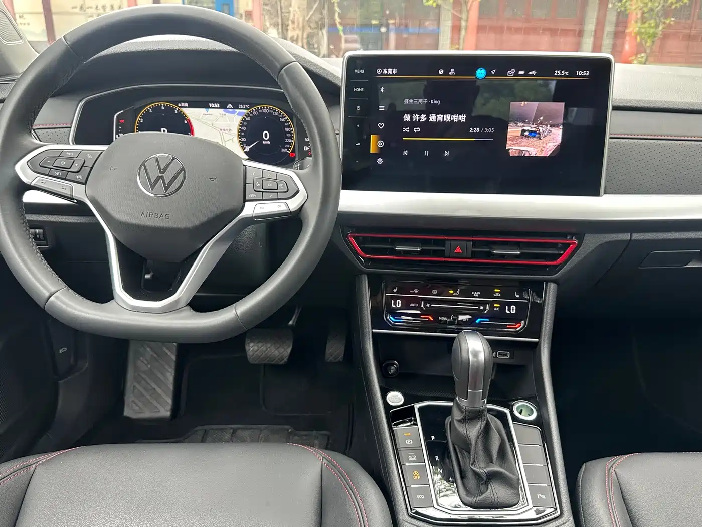 Volkswagen Lavida 2024 Model 300TSI DSG Starlight Leading Edition фото 5