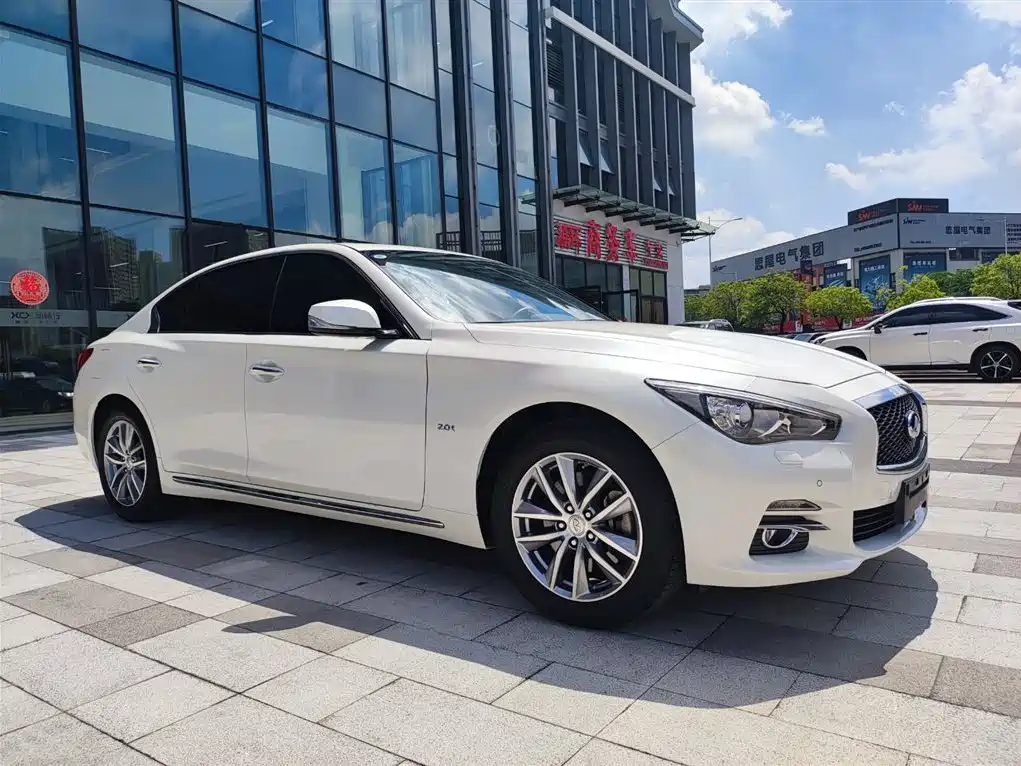 Infiniti Q50L 2016 Model 2.0T Joy Edition фото 3