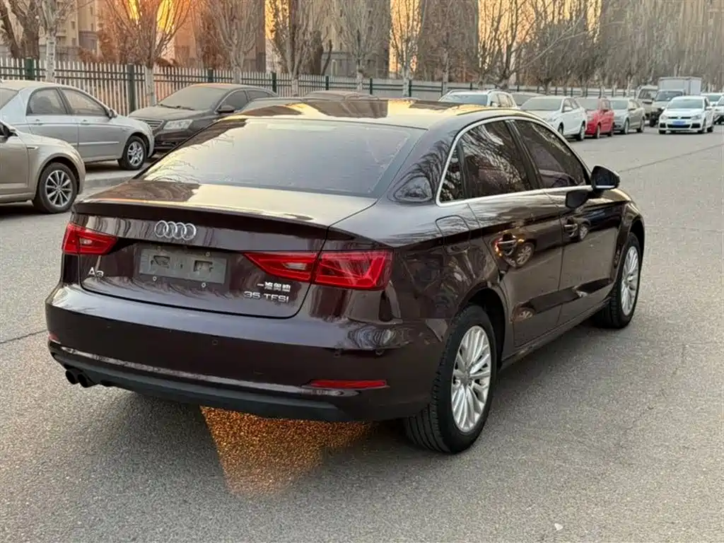Audi A3 2014 Limousine 35 TFSI Auto Trend фото 6