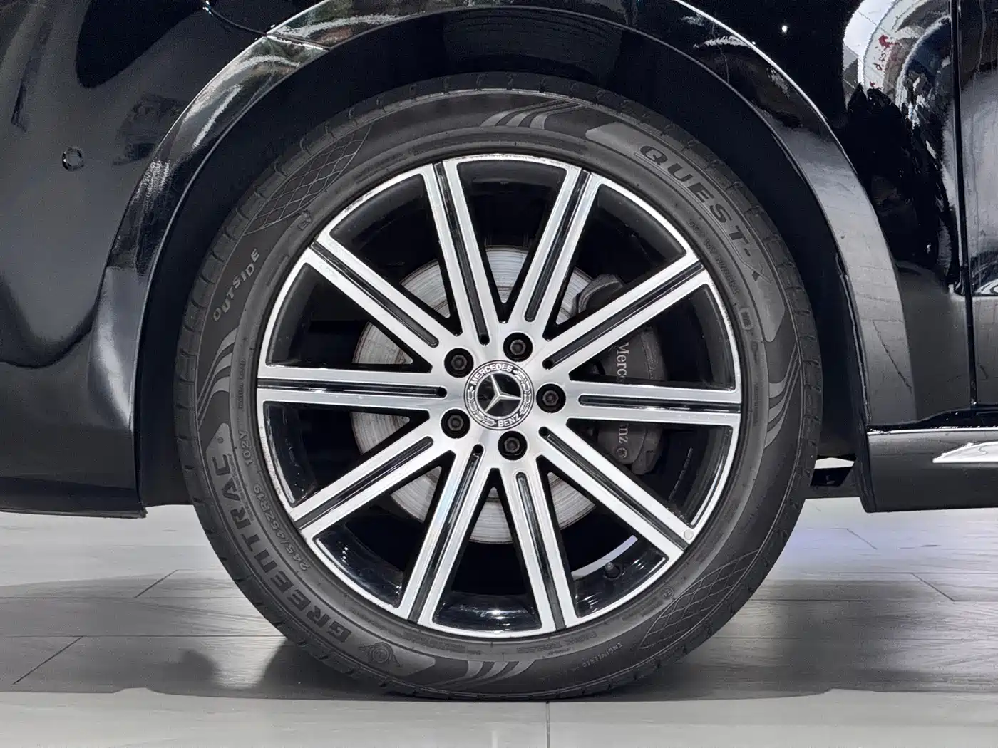 Mercedes-Benz V-Class 2022 V 260 Prestige Edition фото 12