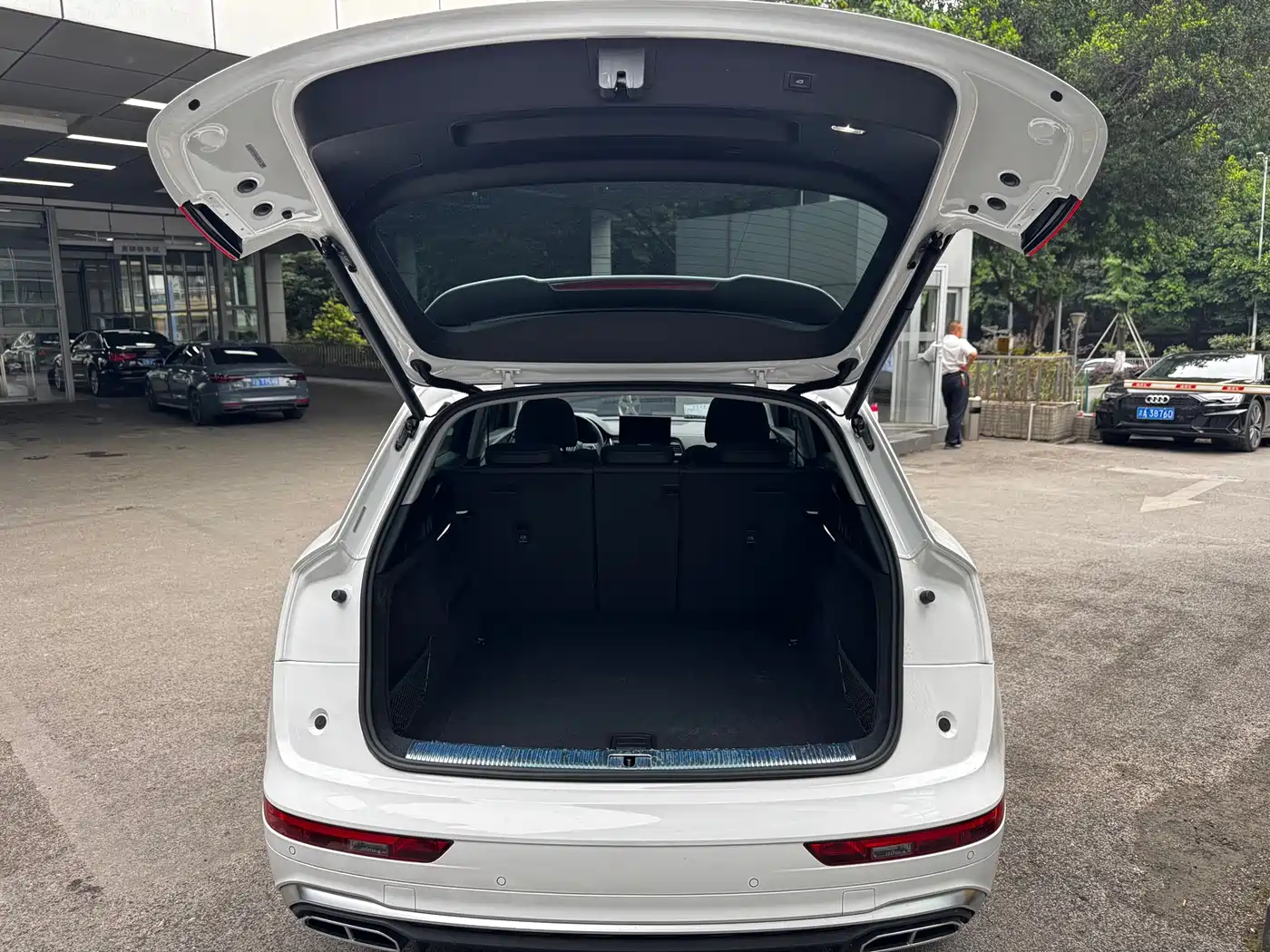 Audi Q5L 2022 40T Fashion Elegance фото 6